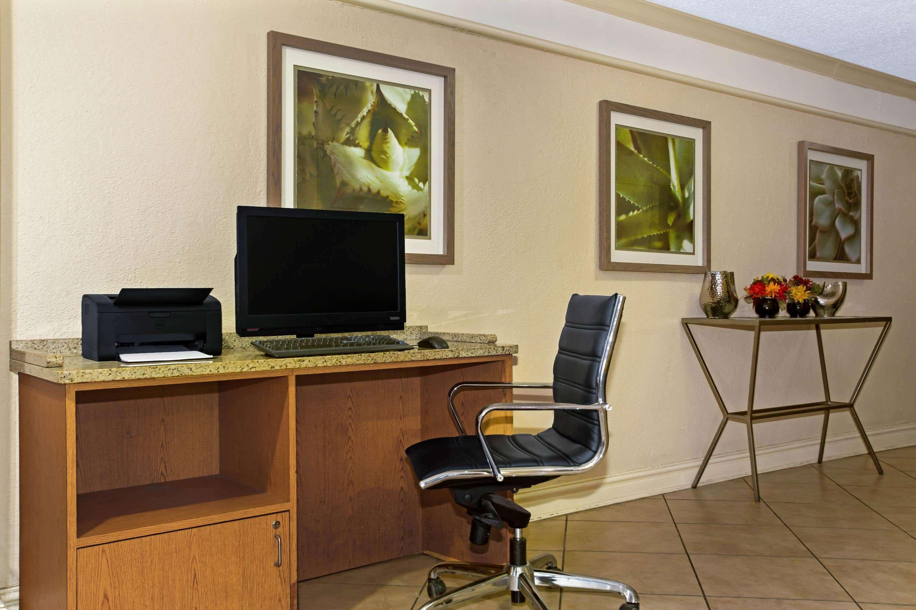 La Quinta Inn By Wyndham Killeen - Fort Hood Exterior photo